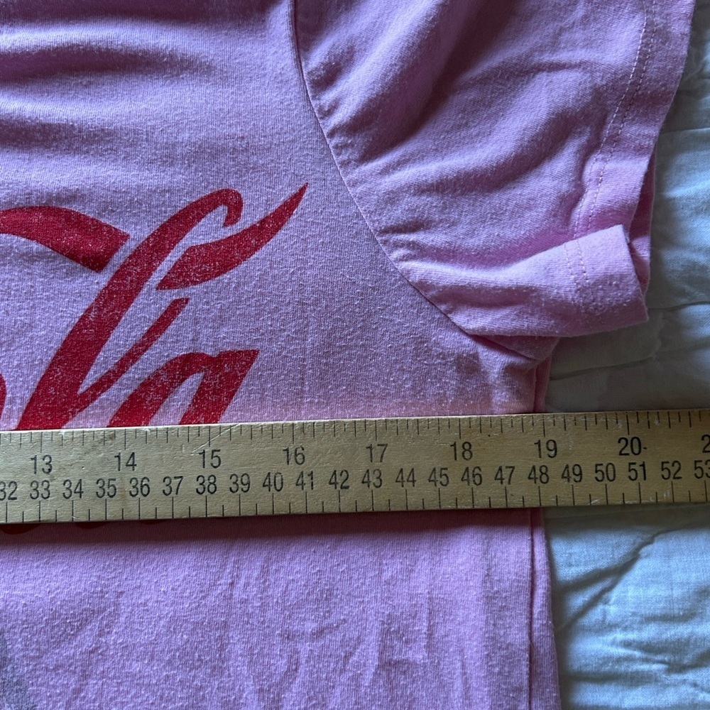 Coca-Cola Santa Christmas Holiday T-Shirt Tee Shirt Pink Festive Size Large * - Picture 4 of 6